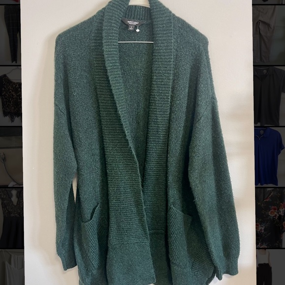 Simply Vera Vera Wang Sweaters - Vera Wang Cardigan - M